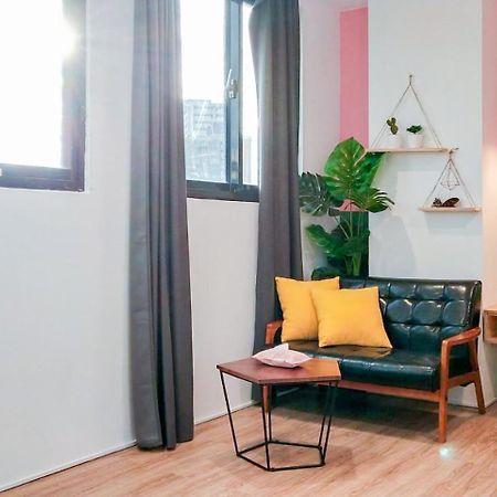 Sleepier Multi-Minsu Tainan Apartment Exterior foto