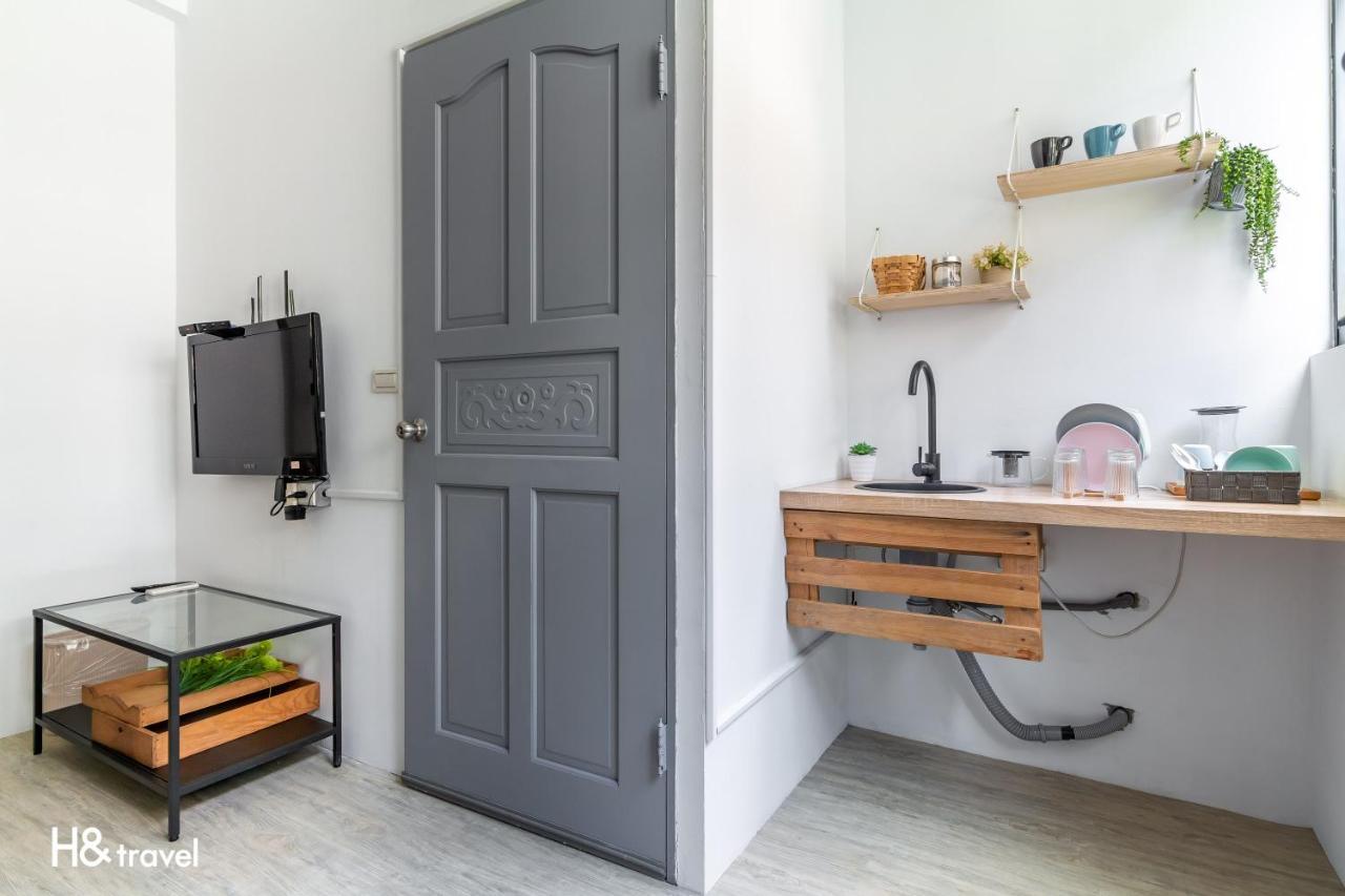 Sleepier Multi-Minsu Tainan Apartment Exterior foto